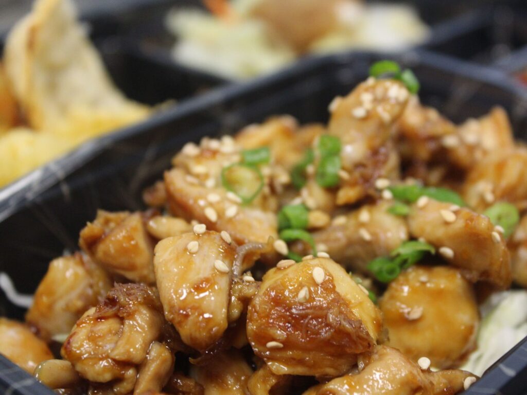 Sweet chicken bulgogi bento