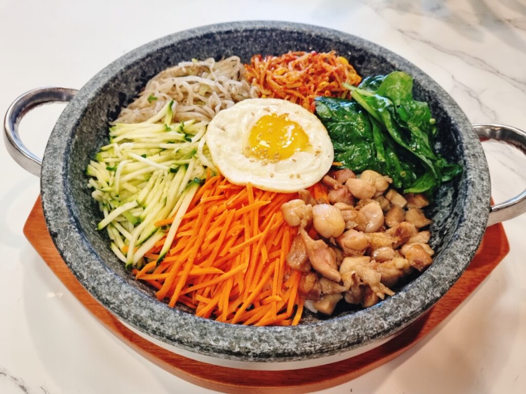 Chicken hotstone bibimbap